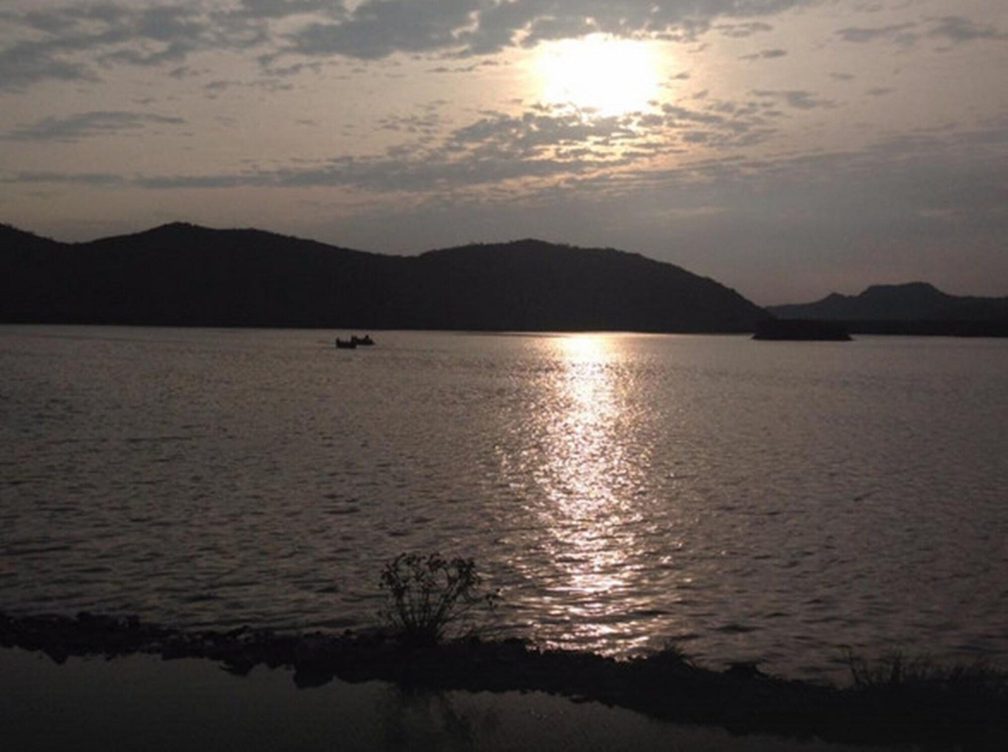 Regenta Central Jal Mahal, Τζαϊπούρ Εξωτερικό φωτογραφία